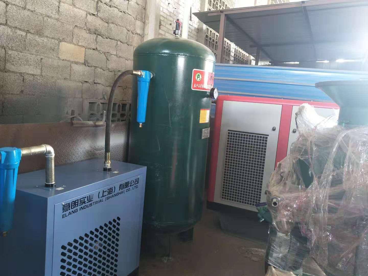 意朗双螺杆空压机合作广西环保新材料